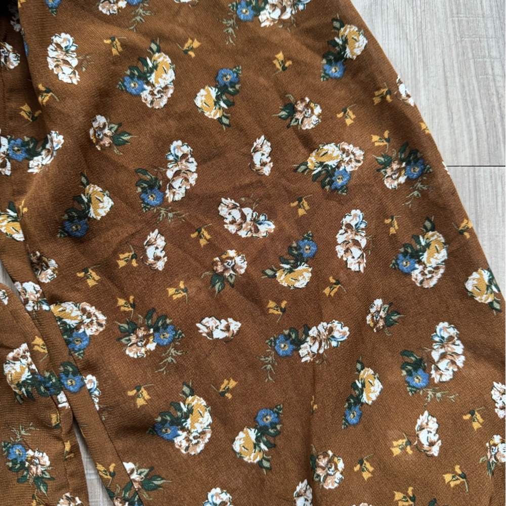 Astr Floral Ruffle Brown Blouse - Picture 3 of 5